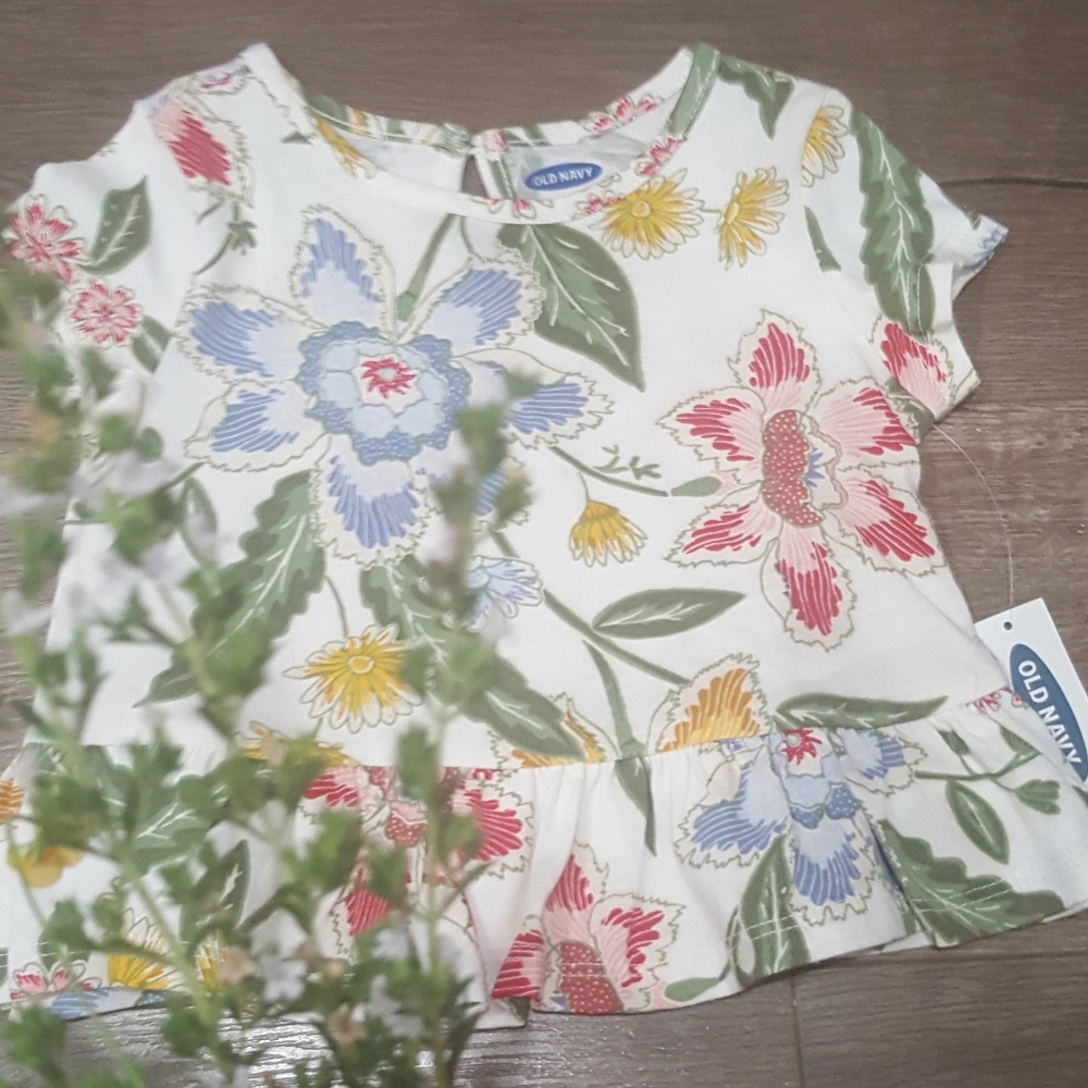 Girl's t shirt